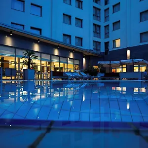 **** Hotel Novotel Milano Malpensa Aeroporto Italien