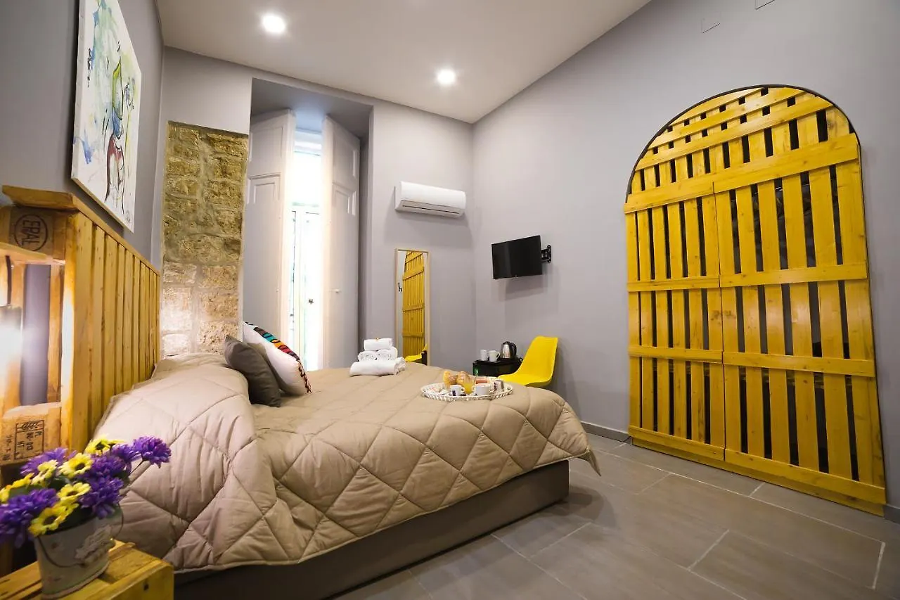 Toledo H, Naples Historical Center, By Clapa Group Hotel 0*,